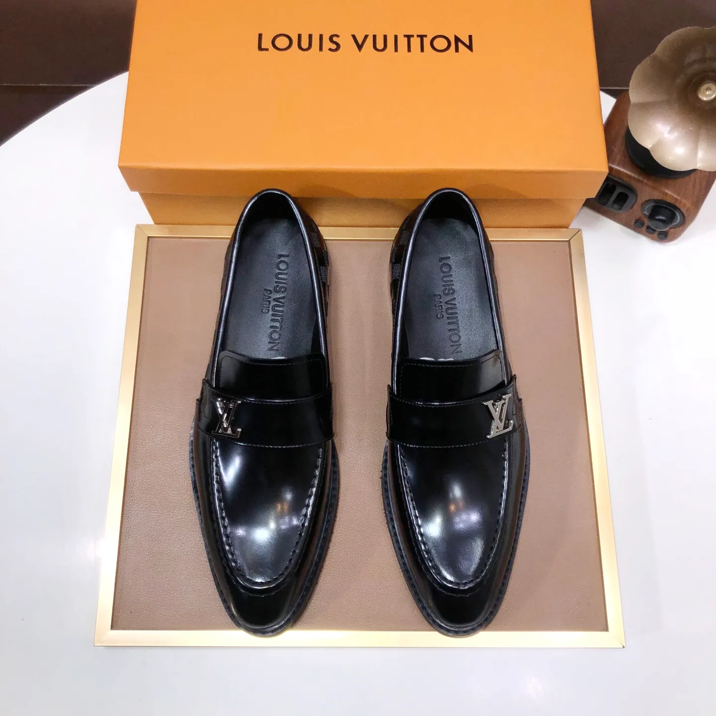 Men's shoes💰460💰【LOUIS VUITTON】(sheepskin lining) new cowhide LV formal shoes🎩🎩❗️🆘made one to one at the counter🎩original quality, imported cowhide upper➕full sheepskin lining➕original rubber outsole, {high quality visible}👣Size: 38-45 (45 custom-made)
